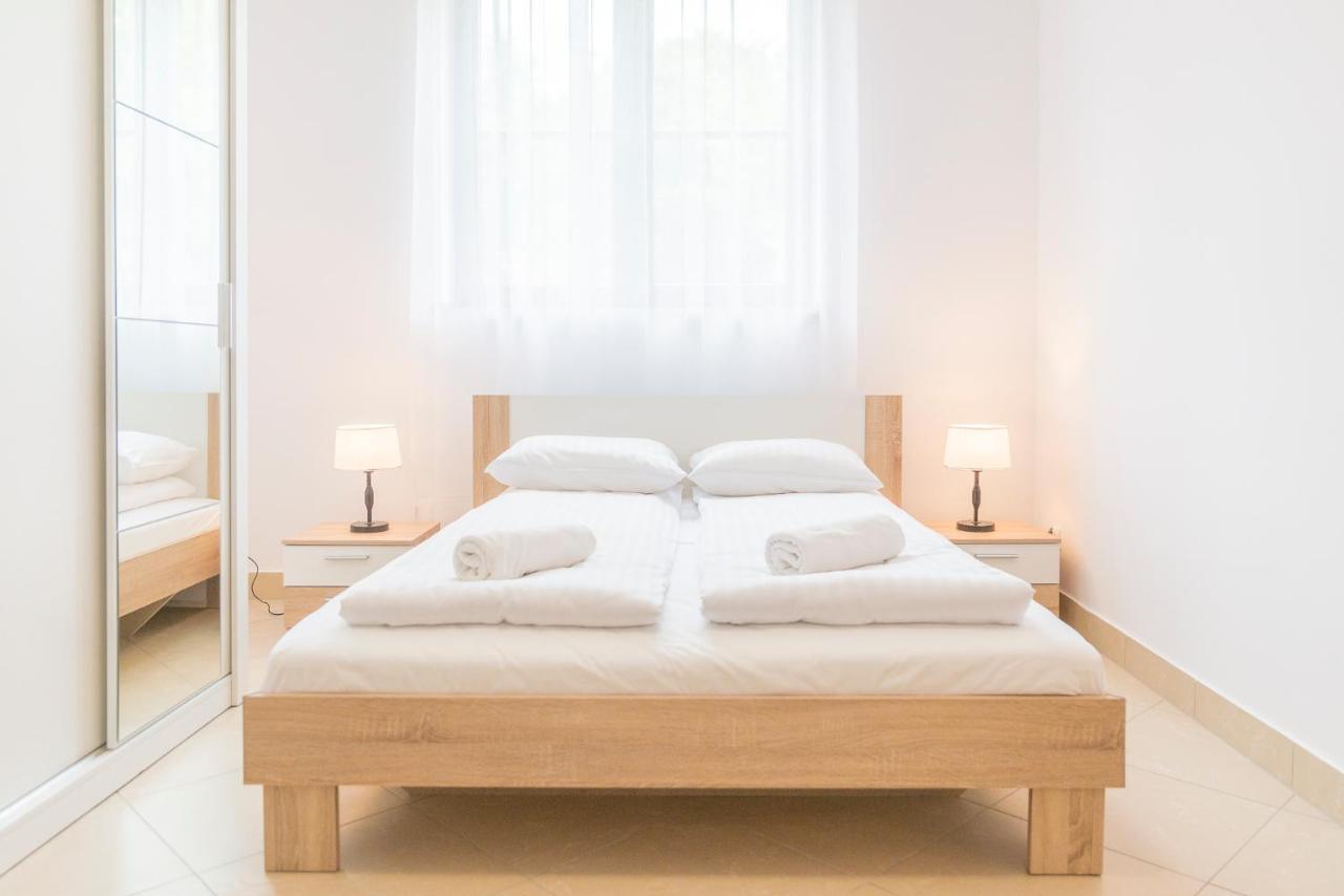 Appartement Parkowa Polana Myweek à Polanica-Zdrój Chambre photo