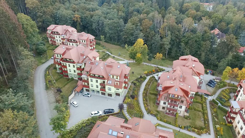 Appartement Parkowa Polana Myweek à Polanica-Zdrój Extérieur photo