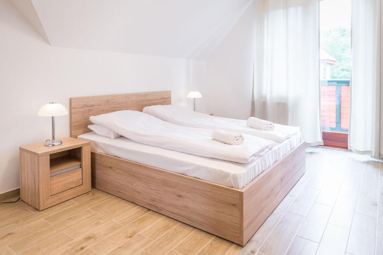 Appartement Parkowa Polana Myweek à Polanica-Zdrój Extérieur photo
